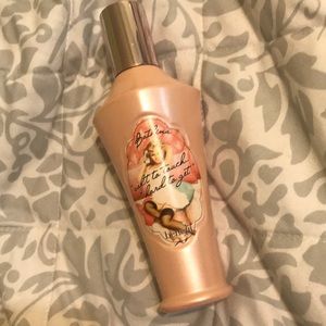 Benefit body oil skin mist